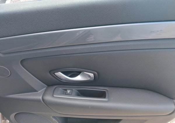 Renault Laguna cena 11499 przebieg: 260000, rok produkcji 2009 z Elbląg małe 106